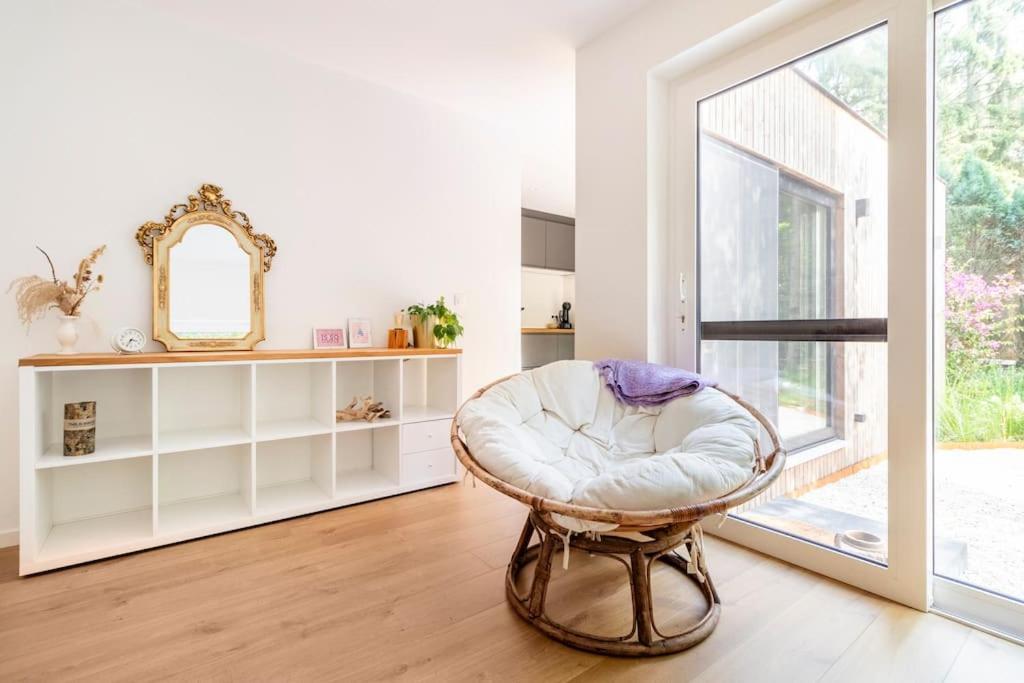 Luxe-Avontuur In Een Romantische Cabin In Het Bos Stekene Exteriér fotografie